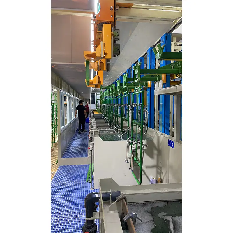 Motorcykeldelar Vertikal Lift Plating Line